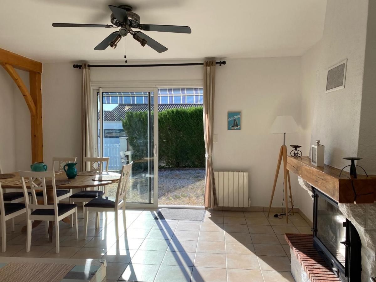 Maison Vendeenne A 10 Min De La Mer Avrillé エクステリア 写真